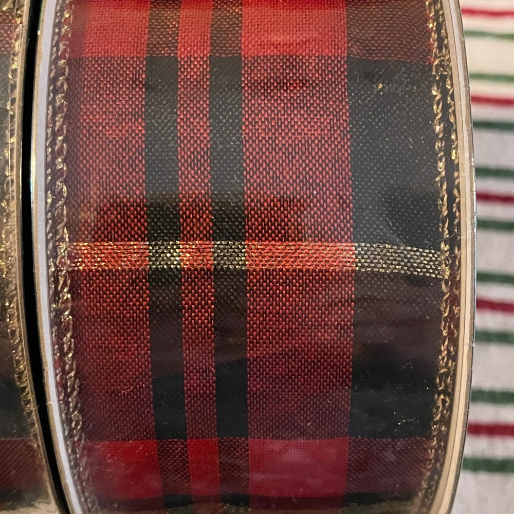 Member's Mark Premium Wired Holiday Christmas Ribbon 2.5" W x 50 yds Red Plaid